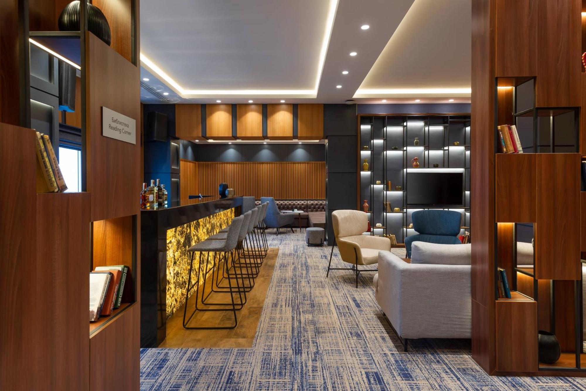 Courtyard By Marriott Tashkent Hotel Bagian luar foto