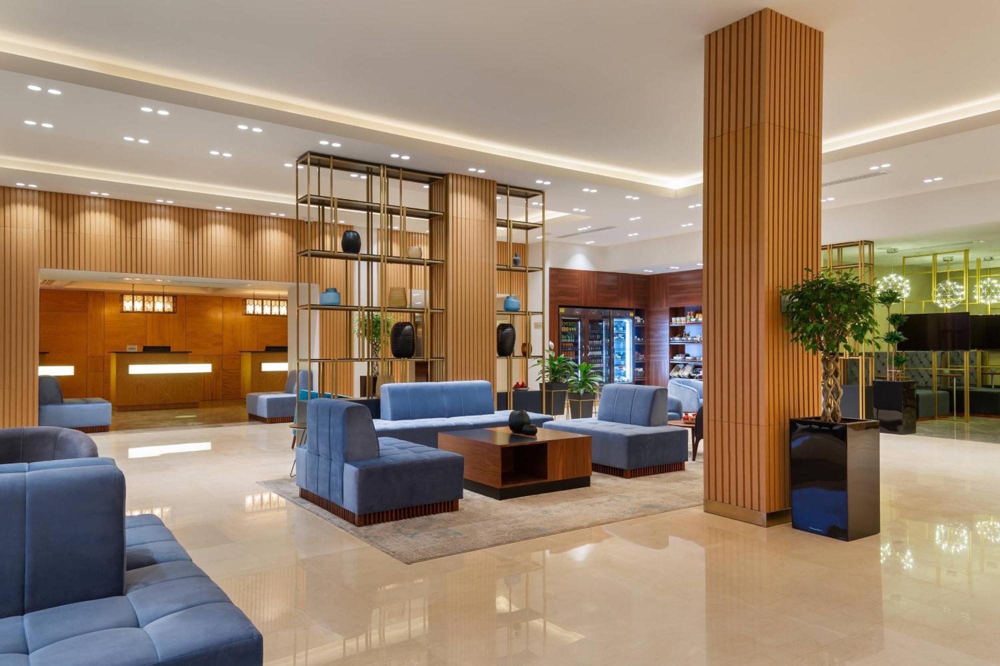 Courtyard By Marriott Tashkent Hotel Bagian luar foto